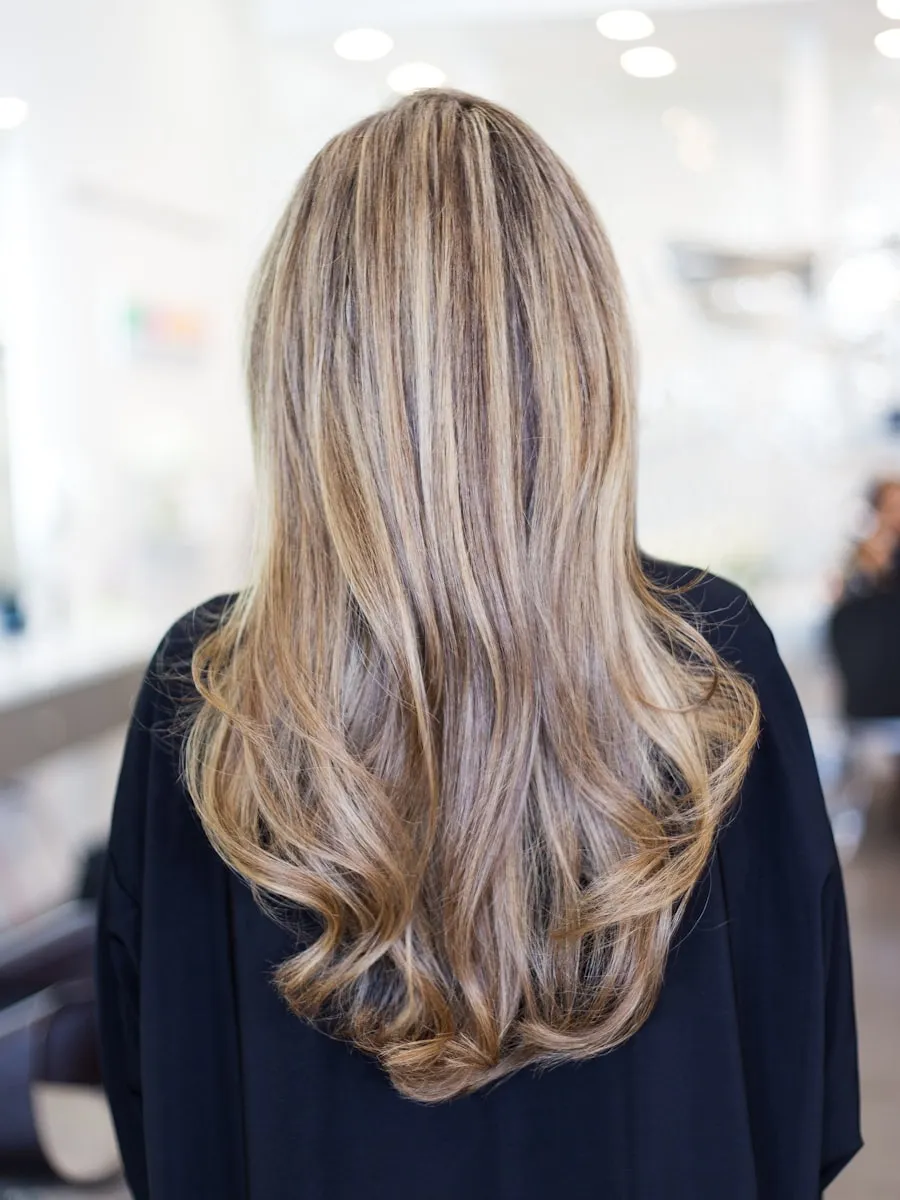 Balayage en tonos miel